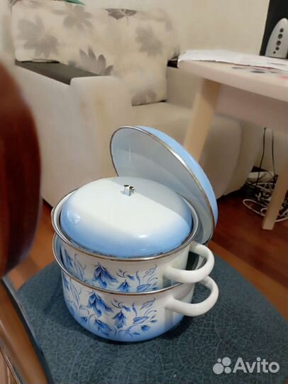 Набор эмалированных кастрюль