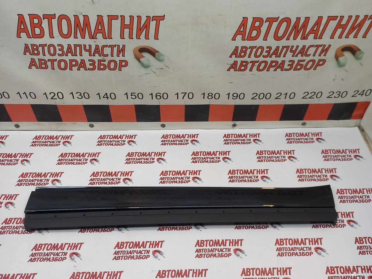 Молдинг двери передней правой Lixiang L9