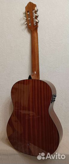 Классическая гитара электроакустика Yamaha С40-EQ