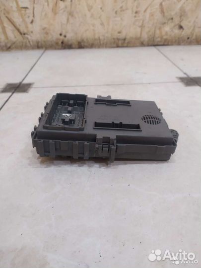 Блок предохронителей в салоне Chevrolet Авео Т250