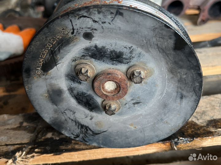 Насос гур Mercedes Vito W639 OM 646