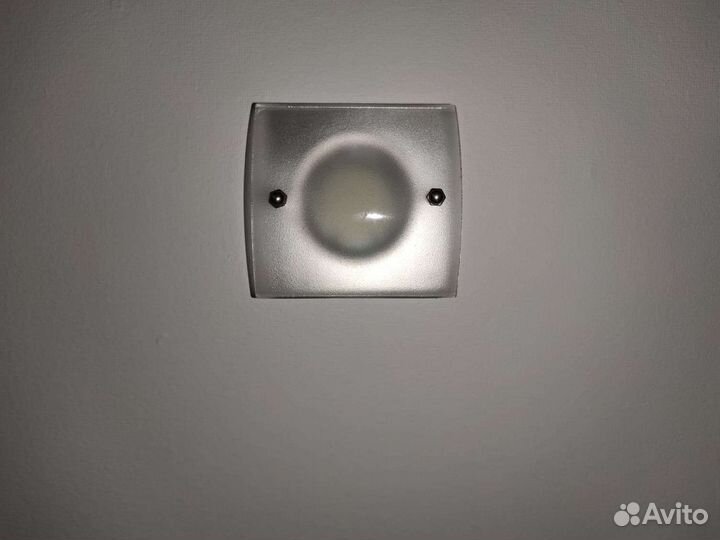 Люстра со светильниками