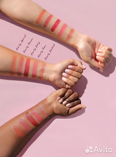 Румяна Rare Beauty Nearly Apricot