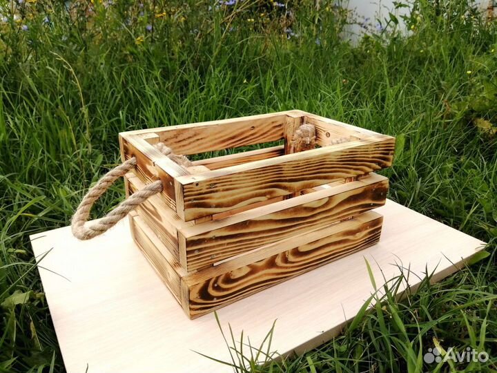 Декоративный деревянный ящик