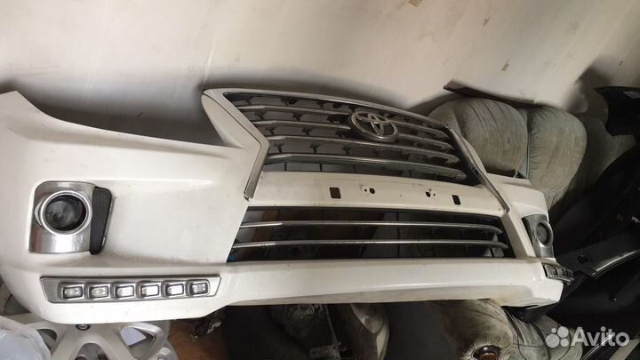 Бампер от тайоты крузак