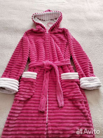 Женская одежда и обувь