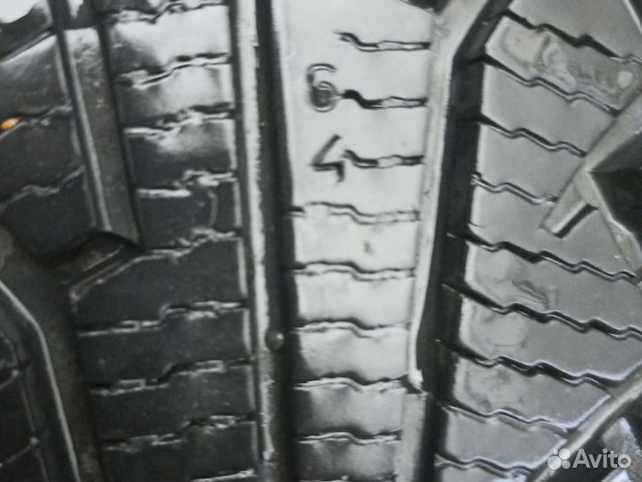 Nokian Tyres Hakkapeliitta 5 245/70 R16