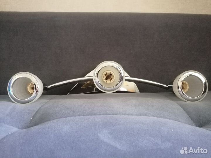 Светильник-спот настенный