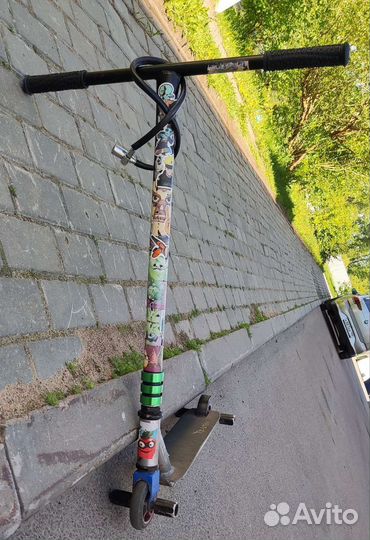 Трюковой самокат