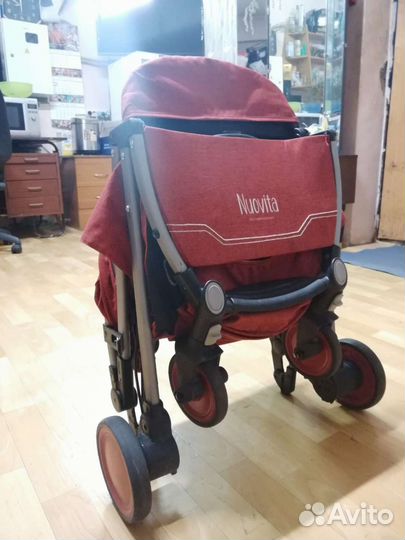 Прогулочная коляска