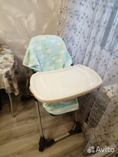 Столик для кормления ребёнка