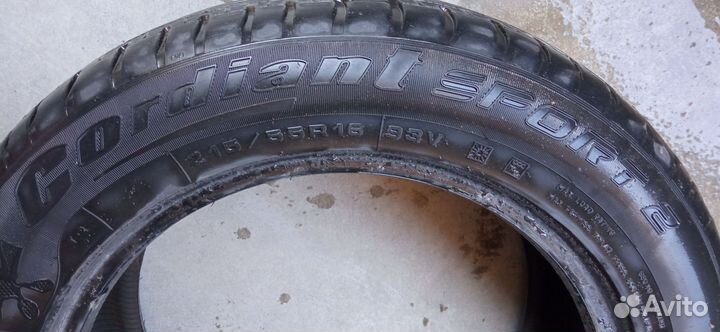 Летняя резина 215 55 r16 бу