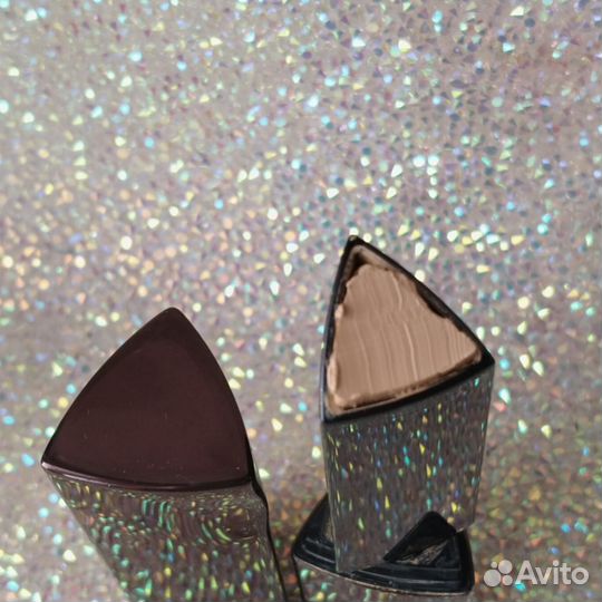 Тон стик hourglass