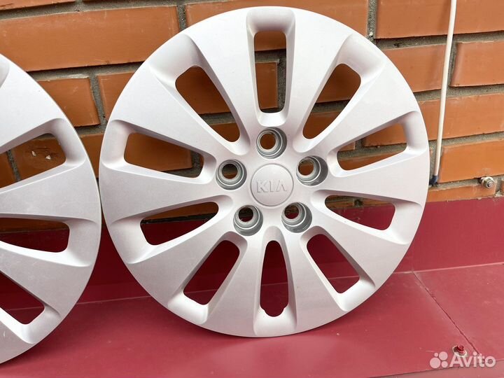 Колпаками кия 16