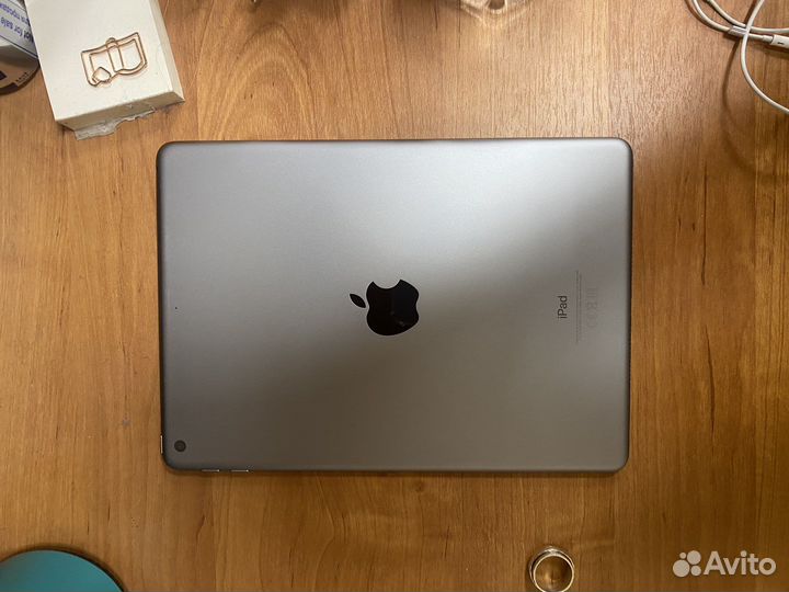 iPad Air 2018 с поддержкой Wi-Fi