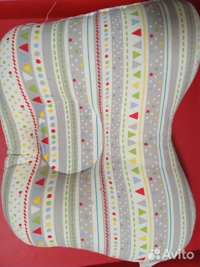 Анатомическая подушка для грудного малыша