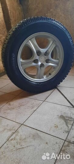 Yokohama Ice Guard F700S 225/60 R16