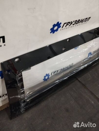 Панель кабины (витрина) Volvo FH4 82267438