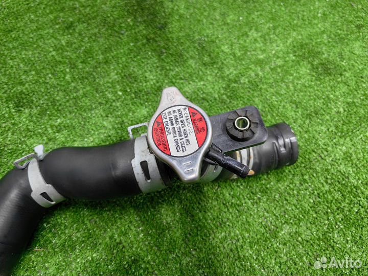 Патрубок радиатора верхний Suzuki Escudo 2007 TD54