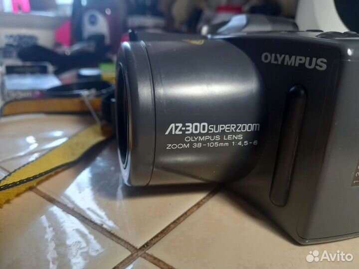 Olympus AZ-300 Super Zoom IZM 300