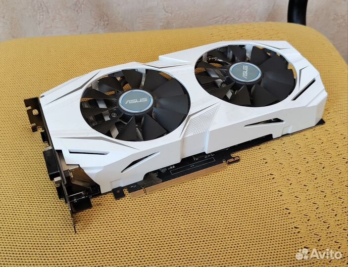 Видеокарта asus nvidia GTX1070 8 GB