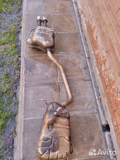 Заводская выхлопная система на Volkswagen Jetta 6