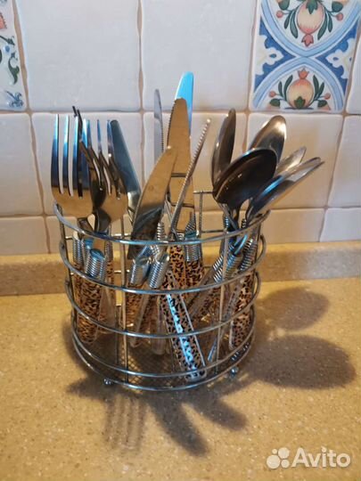 Столовые приборы bergner