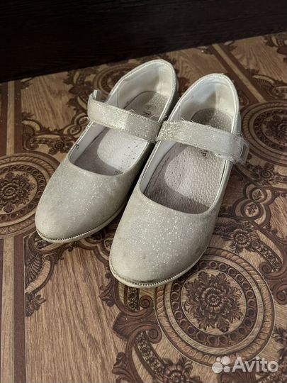 Туфли для девочки