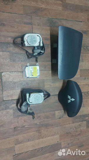 Mitsubishi l200 4 комплект безопасности