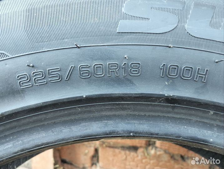 Sunfull Mont-Pro WP882 225/60 R18