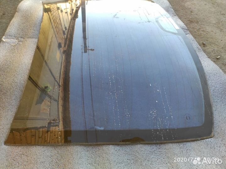 Заднее стекло BMW 5 E39