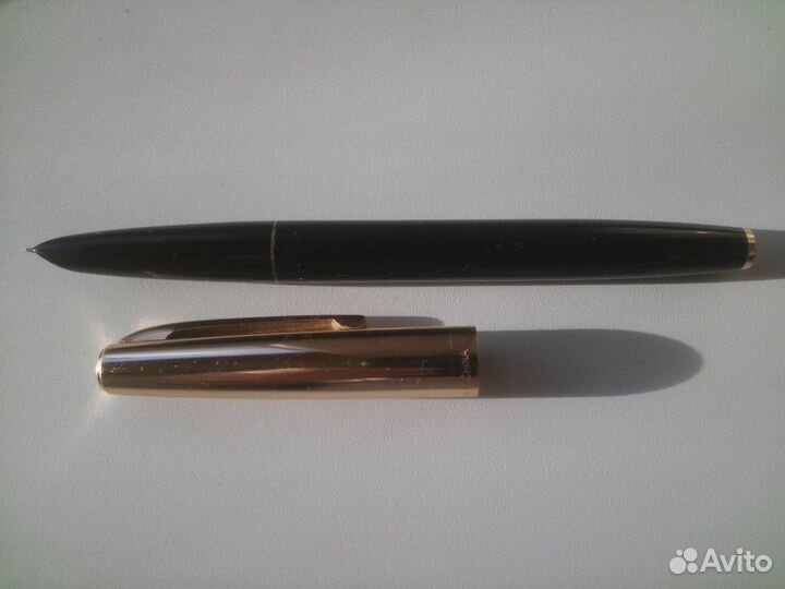 Перьевая ручка 