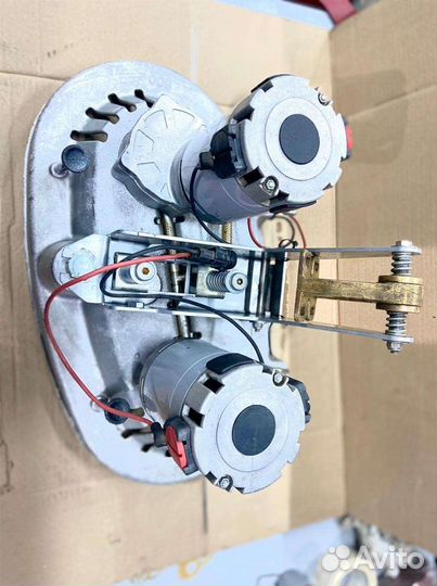 Щеточный узел для tennant T5