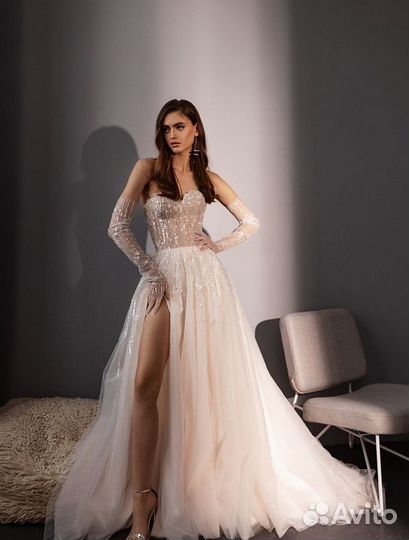 Свадебное платье с разрезом блестящее Divino Rose