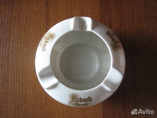 Немецкая фарфоровая пепельница