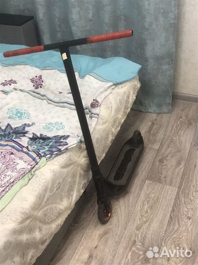 Трюковой самокат кастом парк