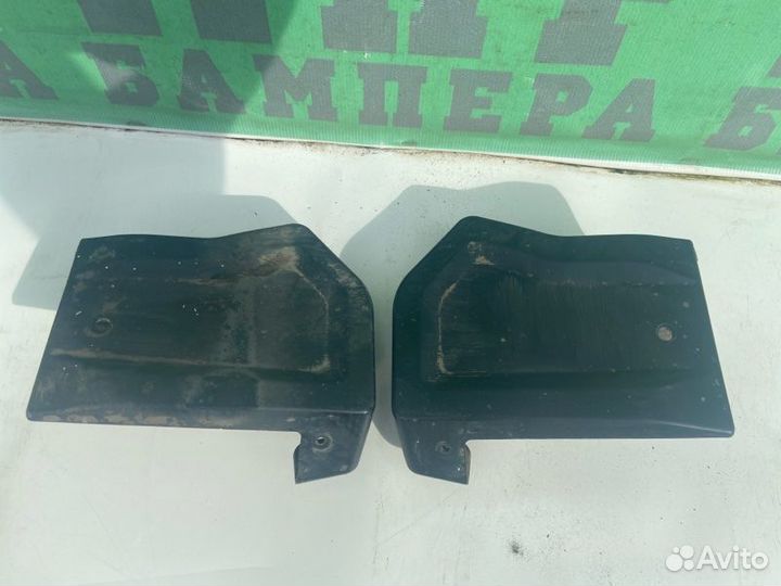 Заглушка порога передняя левая Mercedes G W463