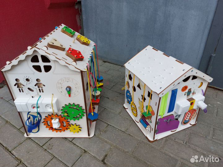 Бизиборд домик развивающий для детей