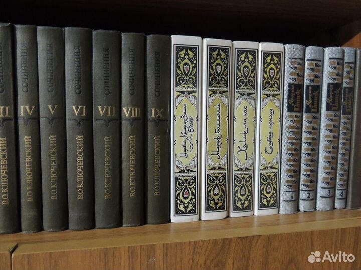 Продам книги