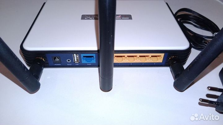 Роутеры TP-Link TL-WR841N, TL-WR1043ND