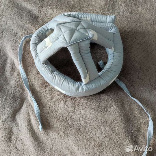 Шлем для защиты головы малыша