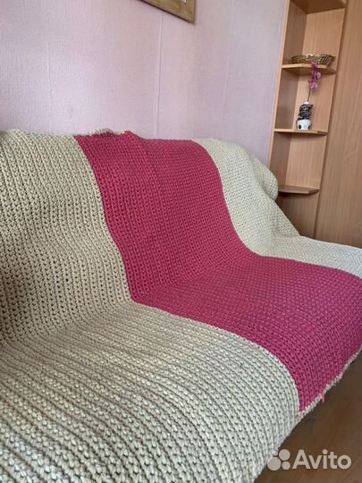 Пледы чистошерстяные