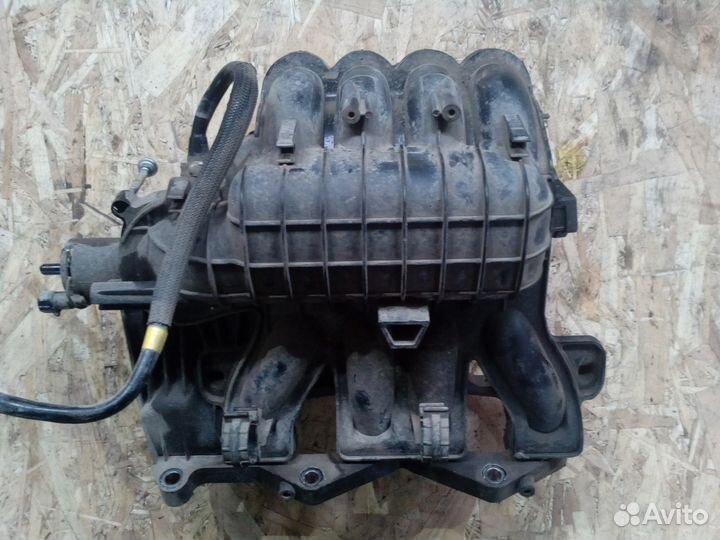 Впускной коллектор Фиат Альбеа 1.4 Добло