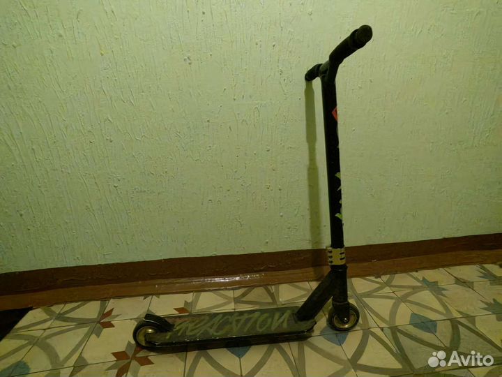 Трюковой самокат