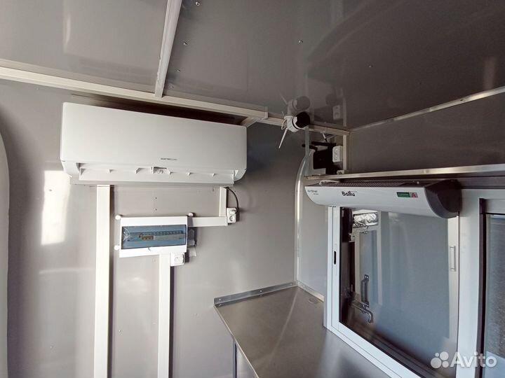 Фуд трак, торговый прицеп, автолавка