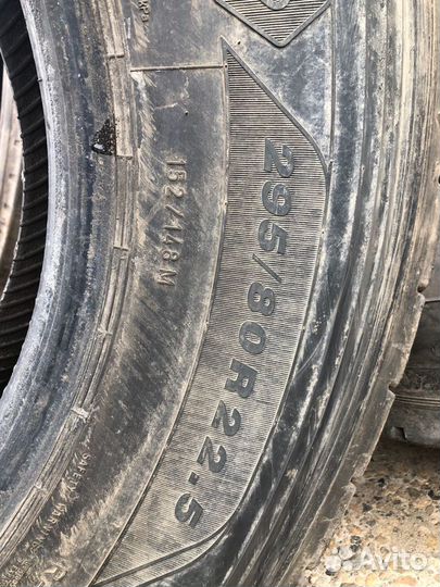 Грузовая шина б/у 295 80R 22.5 Goodyear Kmax D