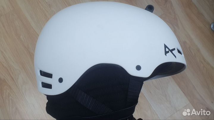 Шлем для сноуборда мужской