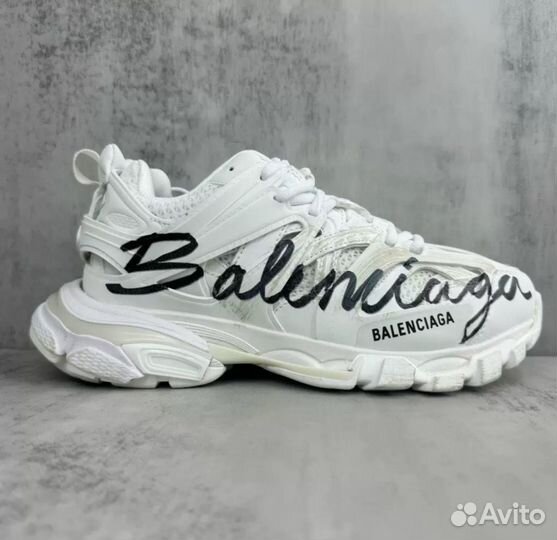 Balenciaga Track Graffiti
