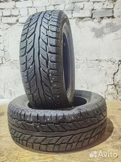 Cooper Weather-Master WSC 215/65 R17 103T