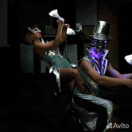 Фаер шоу. Огненное шоу. Световое шоу. Пиротехник